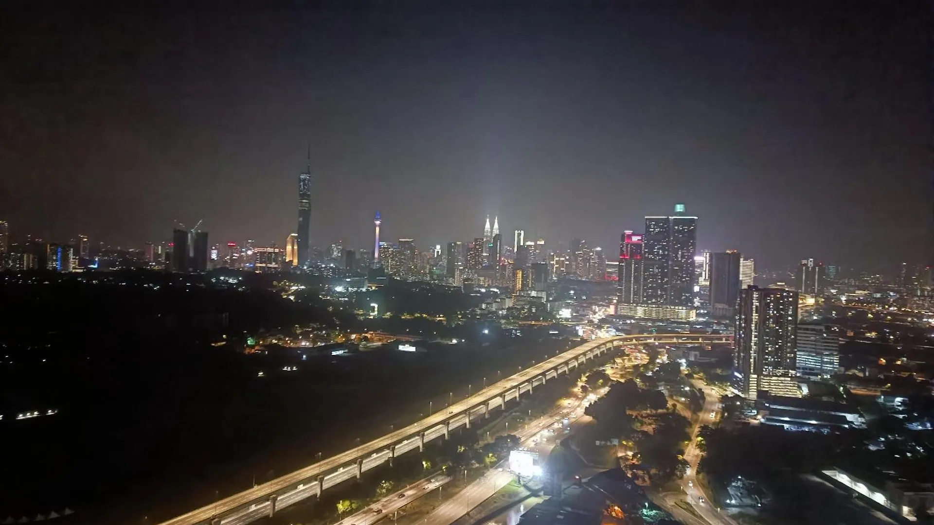Homestay Razak New Residence Kuala Lumpur Klcc View